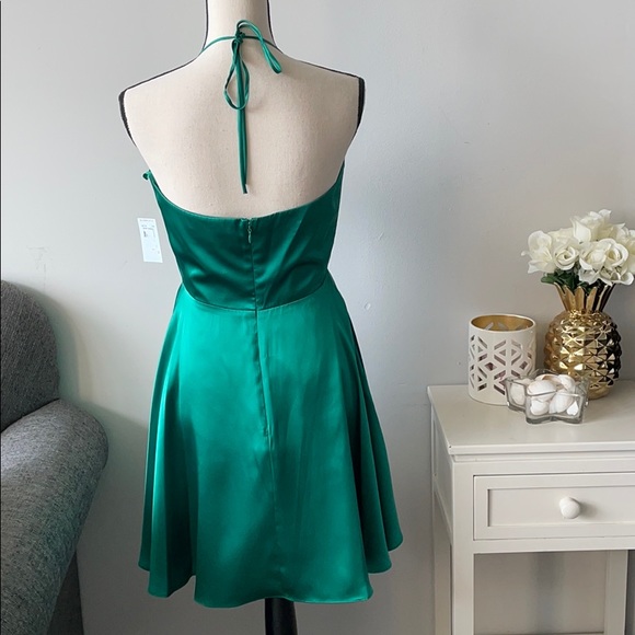 Blondie Nites Green V Neck Halter Style Fit and Flare Dress 7 Small - Picture 6 of 10